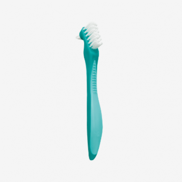 GUM: Denture Toothbrush Img: 202205071
