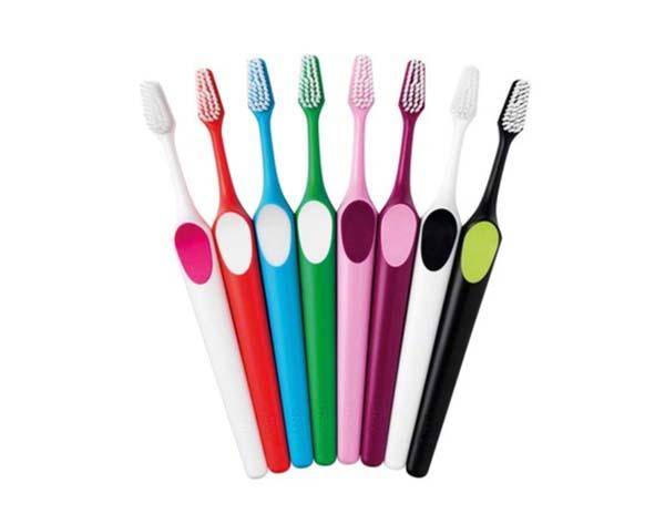 Supreme: Extra Soft Toothbrush Img: 202105221