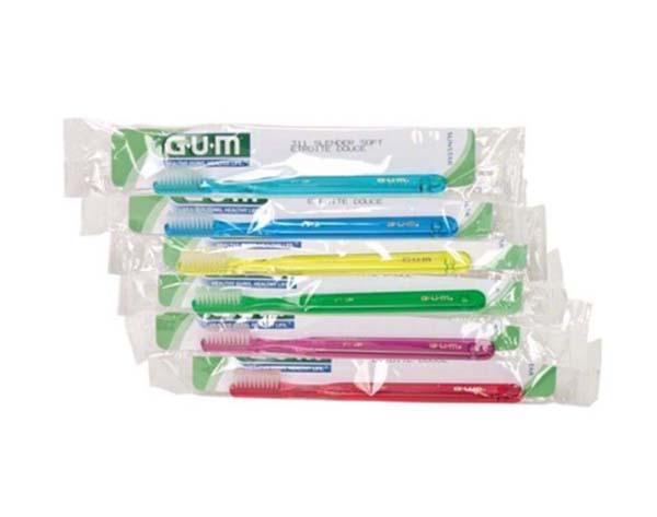 Gum Classic: Flat Toothbrush Img: 202104171