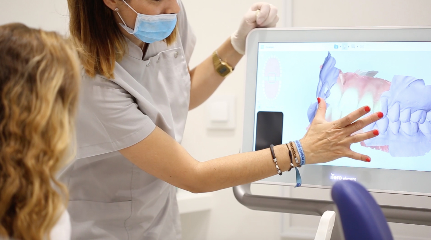 ¿Cómo ayuda un escáner intraoral a tu clínica dental?