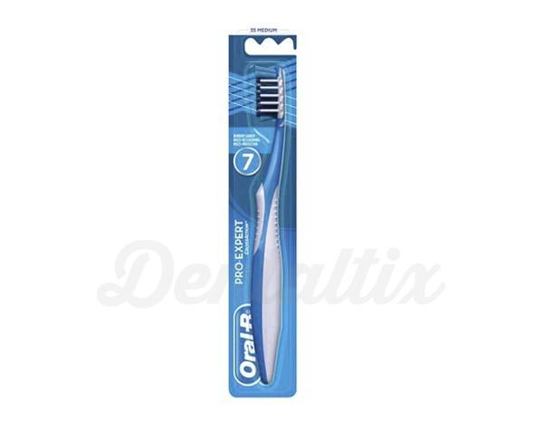 Oral-B Pro Expert: Cepillo de Dientes mediano Img: 202008011