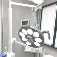 B75: Lámpara Dental y de Cirugía Img: 202605231