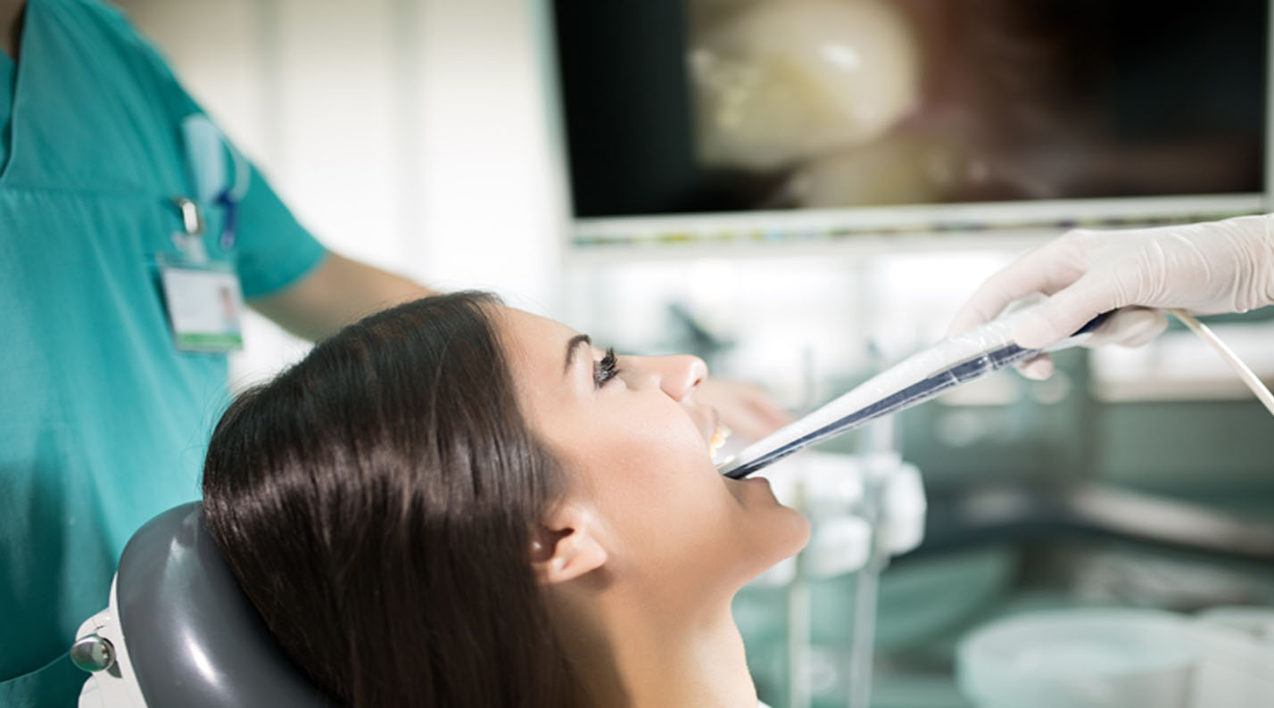 Acceptation des traitements grâce aux caméras intra-orales