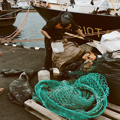 recupération de plastique dans la mer