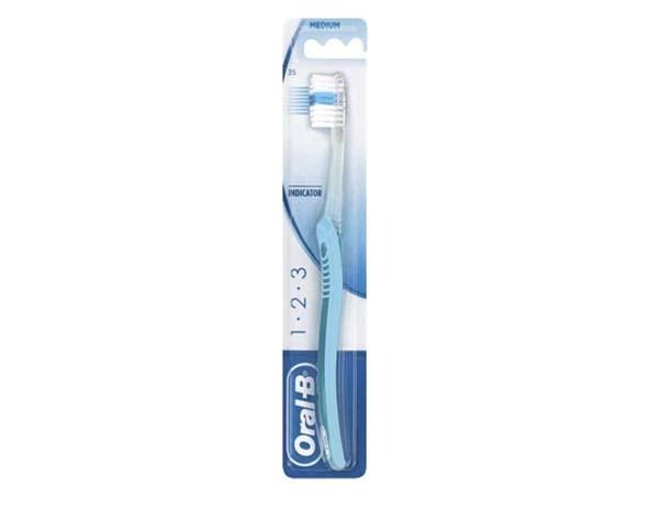 Indicateur Oral-B : Brosse à dents moyenne- Img: 202010171