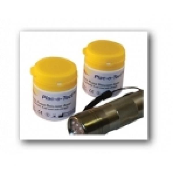 PLAC-O-TECT ENTREE PACK (2x200 pellets + 1 UV light)  Img: 202206251