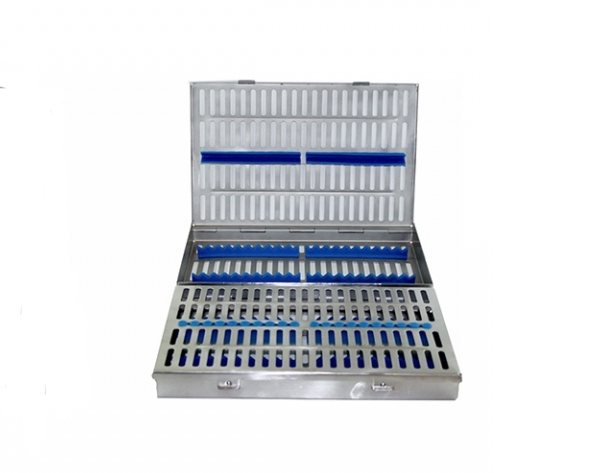 Cassetta Sterilizzazione 7x2.5 Cassetta Per Sterilizzazione Strumenti Chirurgici: In Acciaio Inox, Dimensione 7 X 2.5, Per Odontoiatria, Made In Pakistan Cassetta Acciaio Inossidabile