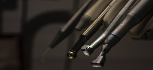 Compresor dental en tu clínica dental: ¿por qué es tan útil en tus consultas?